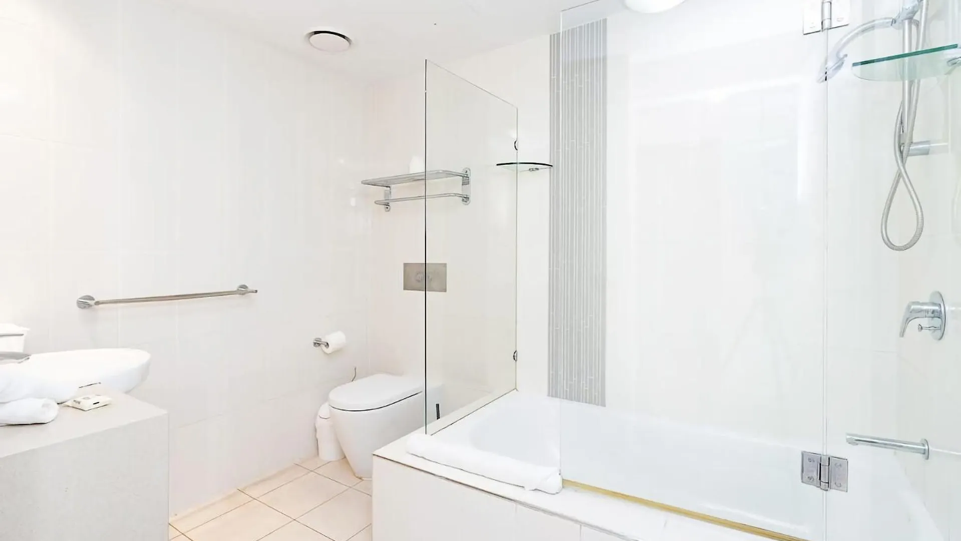 Apartmán Sunny Coastal Getaway With Poolside Retreat Gold Coast Austrálie
